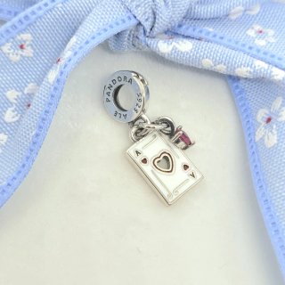 CHARM ALICIA CARTA DE VILLANOS DISNEY