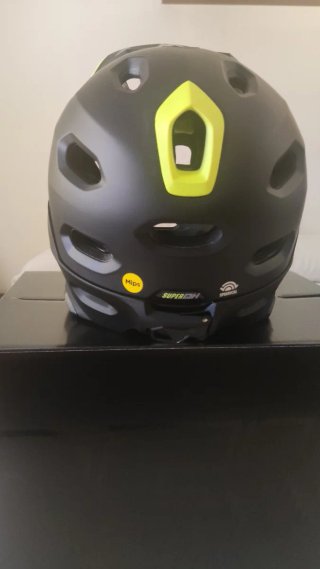 Bell Super DH Spherical T-M (Nuevo)