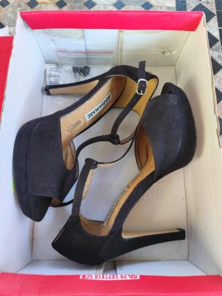Sandalias de tacón negras