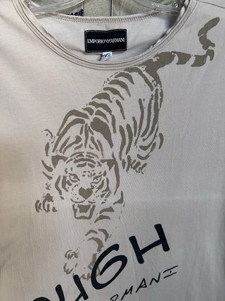 Camiseta de chico Emporio Armani. T. S. Ver medida