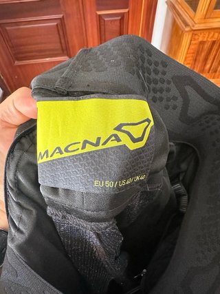 Chaqueta y pantalón calefactables Macna M
