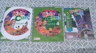 LIBRO DE TEXTO DE INGLES. 4° CURSO. ACTIVITY BOOK.