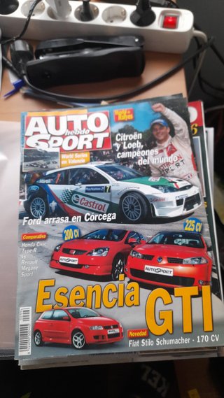Revista Auto Hebdo Sport año 2004