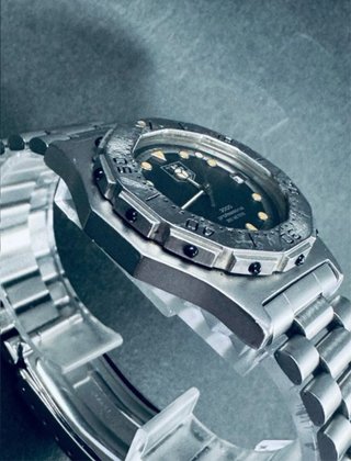 TAG Heuer - 2000 Series