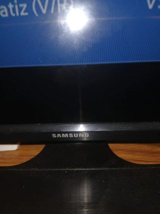 Sumsung TV 46 smart TV