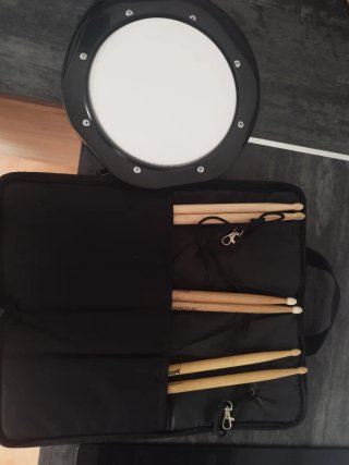 Pack baquetas y almohadilla bateria con fundas