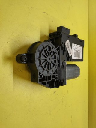 MOTOR ELEVALUNAS DELANTERO DERECHO PEUGEOT 307CC