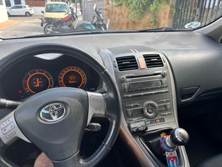 Toyota Auris 2.0 126cv diesel