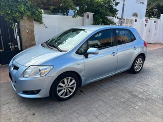 Toyota Auris 2.0 126cv diesel