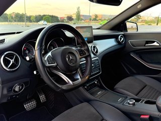 Mercedes-Benz CLA 220d AMG LINE