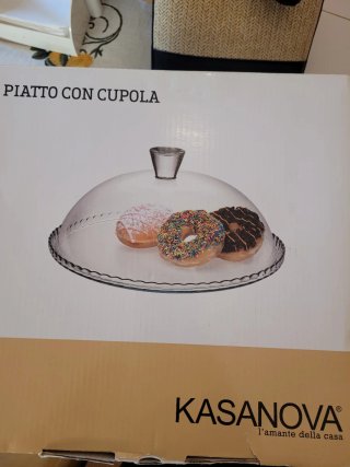 Piatto con cupola
