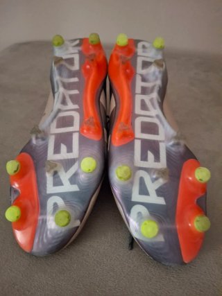 Botas de fútbol