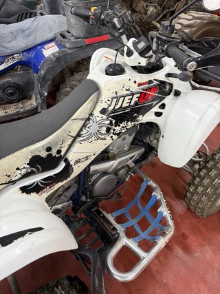 Suzuki LTZ400