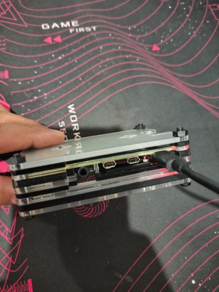 Raspberry Pi 4 Model B 4GB RAM + MicroSD 128GB.