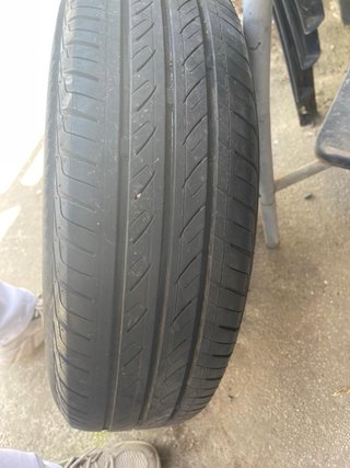 Vendo llantas 175 70 14 dos, nuevas dos al 80
