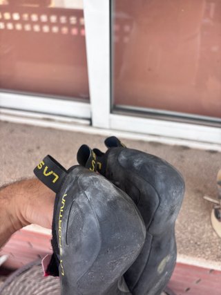 La Sportiva Tarantula. Pies de gato