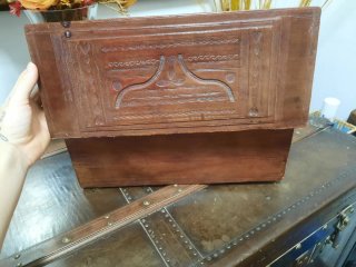 Caja Cofre Vintage de Cuero Repujado (36x15 cm)