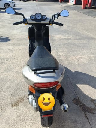 Vendo ciclomotor 50cc, Marca Speedfith. Año 2000,