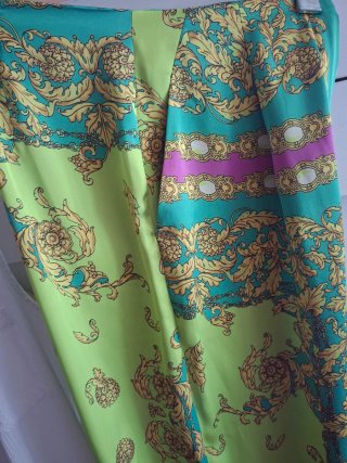 Pantalon Mango estampado satinado talla S