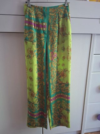 Pantalon Mango estampado satinado talla S