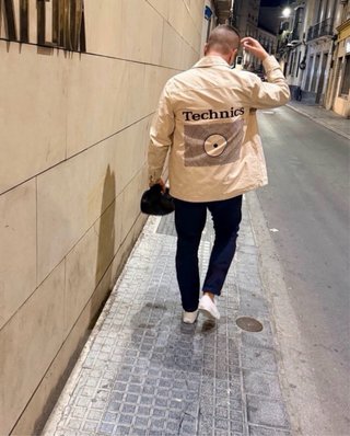 ZARA × TECHNICS - Chaqueta edición limitada  M