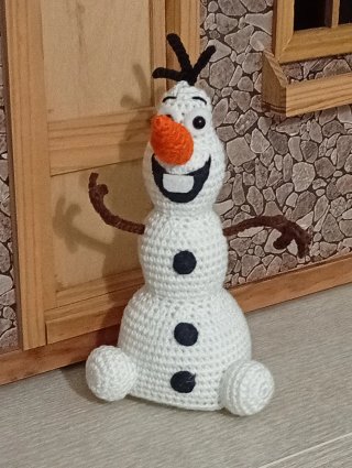 Olaf de Frozen a crochet