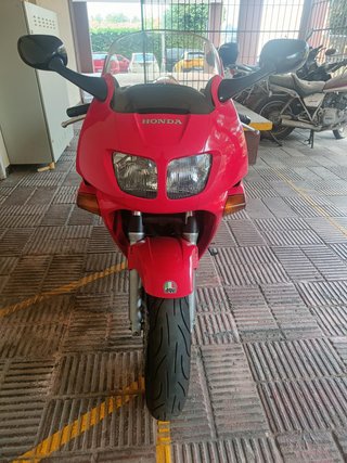 Moto Honda VFR750 RC364