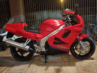 Moto Honda VFR750 RC364