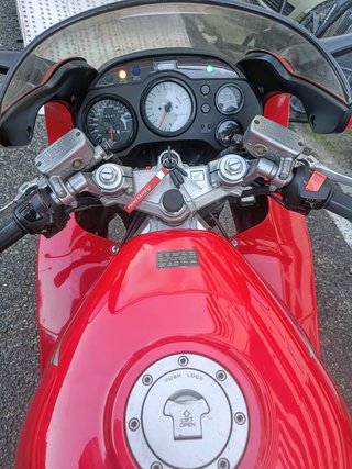 Moto Honda VFR750 RC364