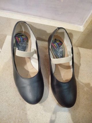Zapatos niña flamenca 31