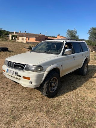 Mitsubishi Montero sport 1999