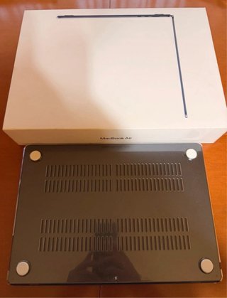 Apple MacBook Air (2024), 15,3", Chip M3.