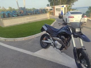 Se vende Honda fmx negra con itv pasada en junio
