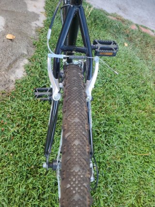 Bicicleta de montaña EMT Evolution semi nueva