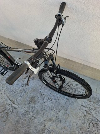 Bicicleta Trek 4300 de 26" -talla M- Muy fiable.