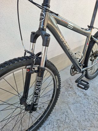 Bicicleta Trek 4300 de 26" -talla M- Muy fiable.