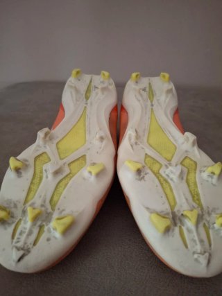 Botas de fútbol
