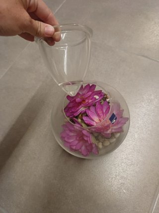 portavelas de cristal con flores de Loto