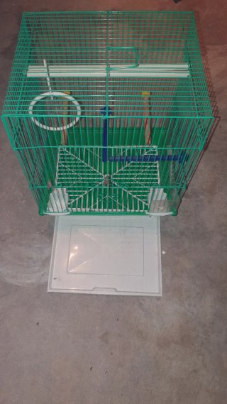 Jaula pajaros pequeña.