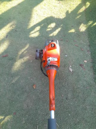 desbrozadora marca oleo mac sparta 25 TR