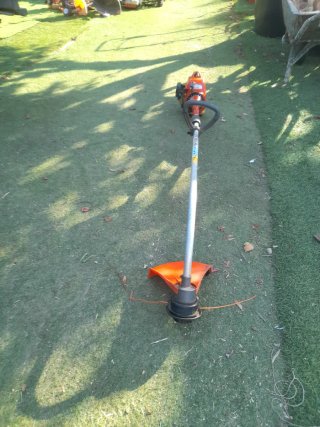 desbrozadora marca oleo mac sparta 25 TR