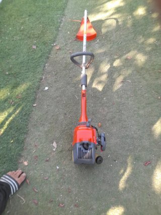 desbrozadora marca oleo mac sparta 25 TR
