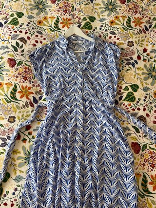 Vestido azul y blanco