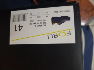 Zapatos de seguridad.