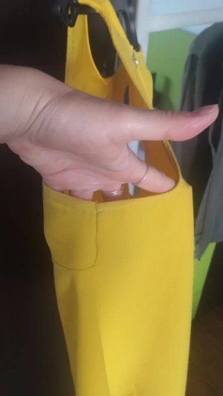 Camiseta de tirantes amarilla