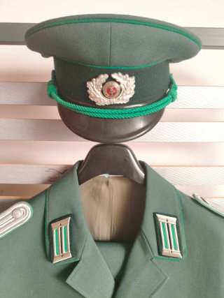 Antiguo Uniforme de la RDA