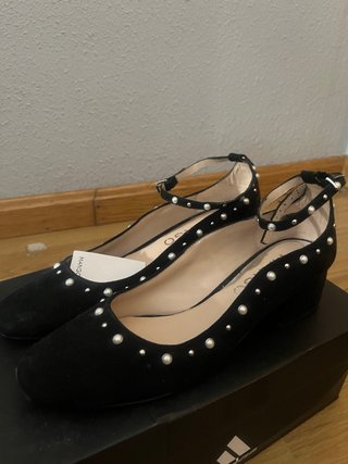 Zapatos mango muy bonitos talla 39
