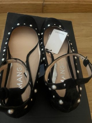 Zapatos mango muy bonitos talla 39