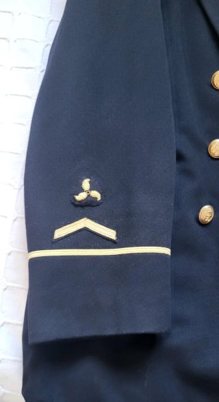 Traje azul de paseo
