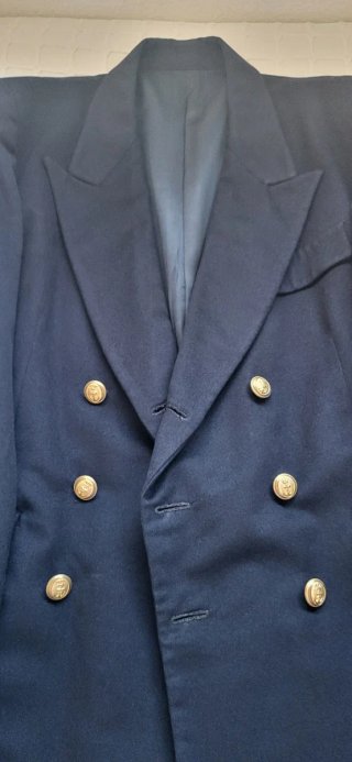 Traje azul de paseo